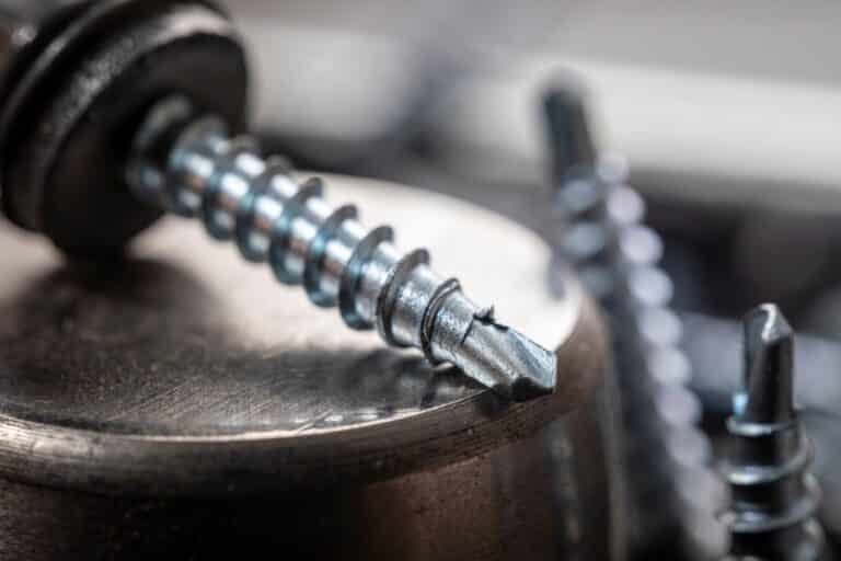 Considerations When Choosing Ideal Metal Roofing Screws