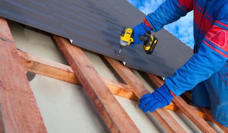 EPDM with metal grommet screws